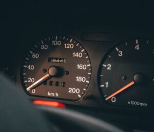 Kompass-Odometer: Entfernungen präzise messen